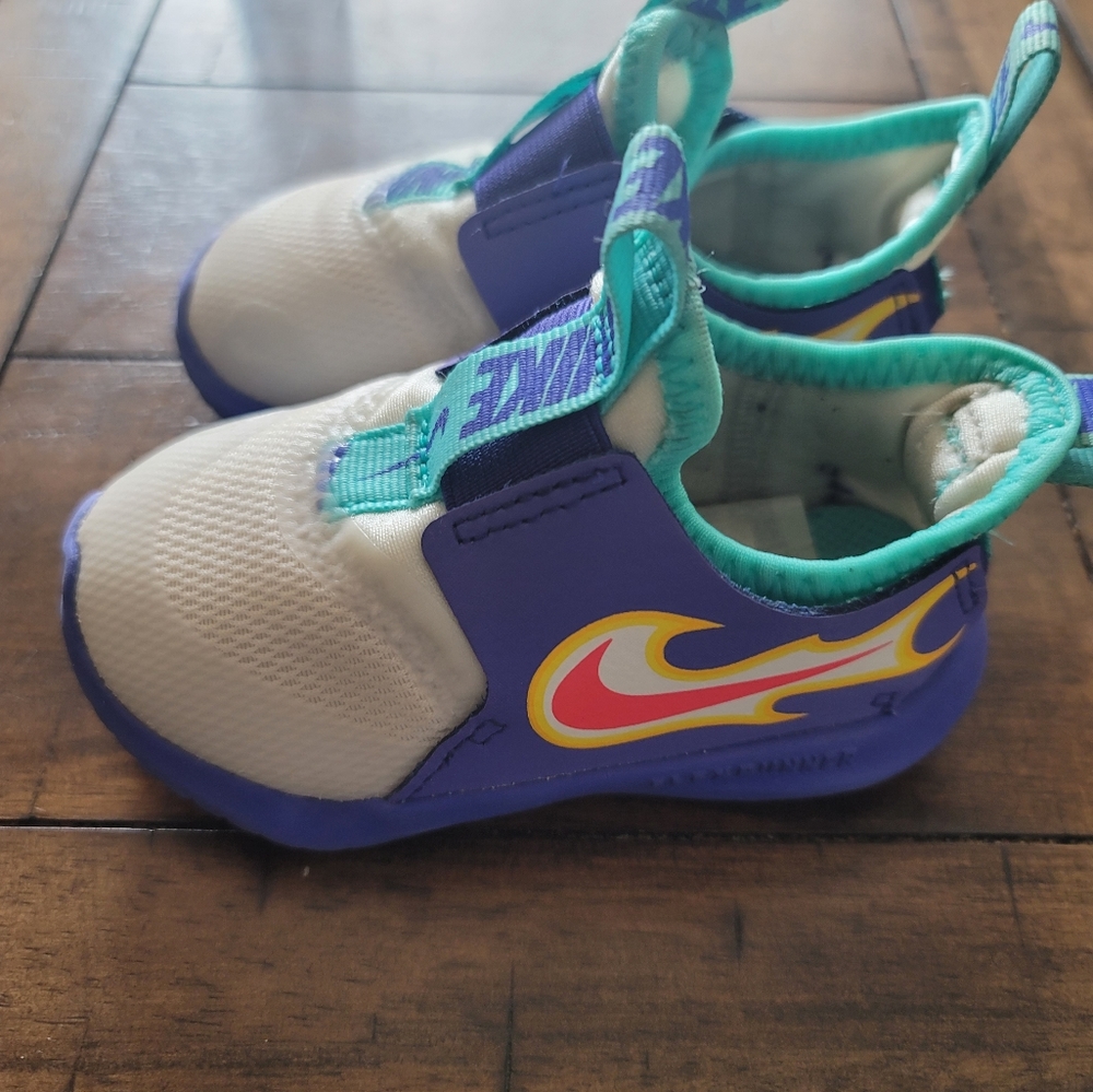 Nike Flex Runner toddler girls